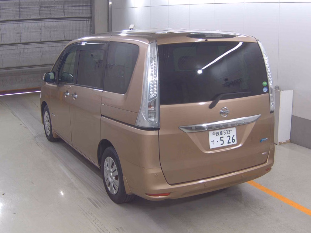 NISSAN SERENA