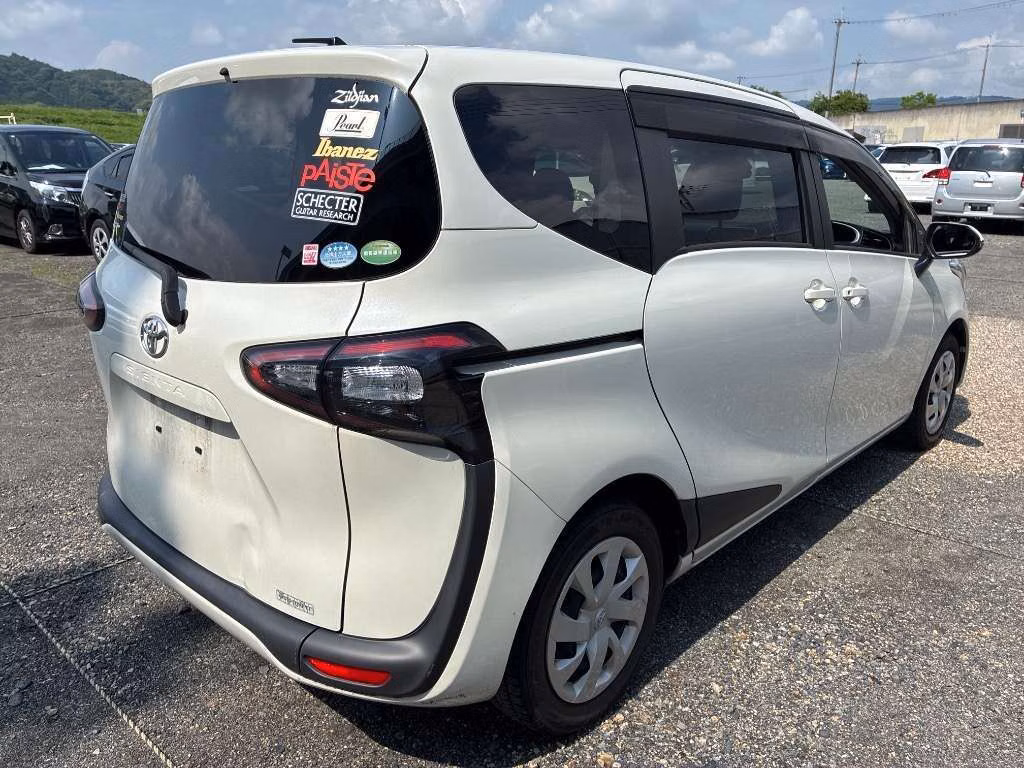 TOYOTA SIENTA