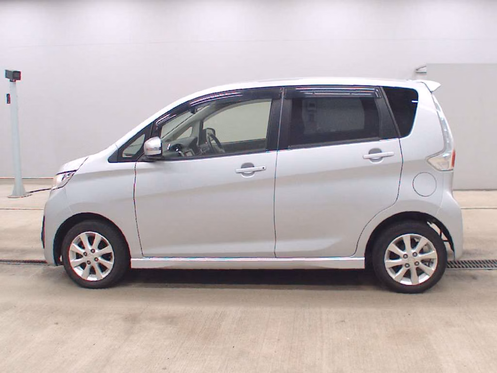 MITSUBISHI EK CUSTOM