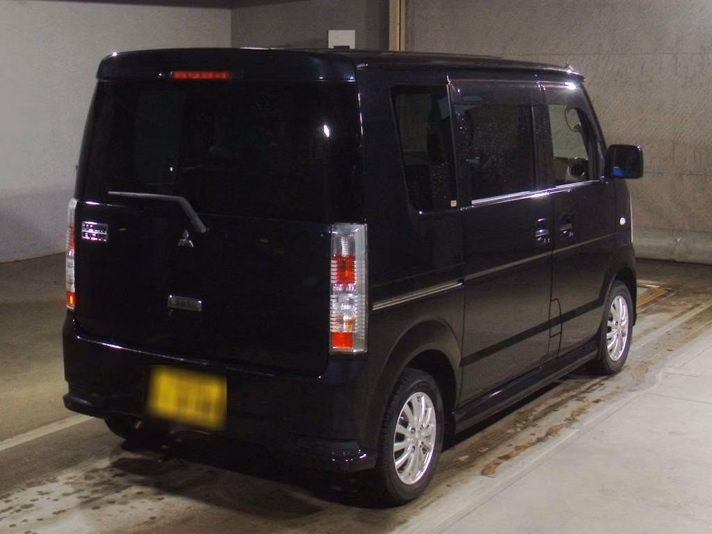 MITSUBISHI TOWN BOX