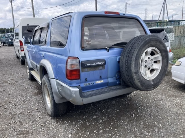 TOYOTA HILUX SURF