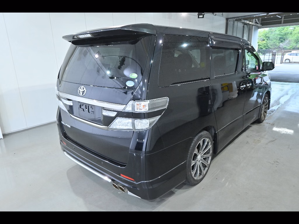 TOYOTA VELLFIRE