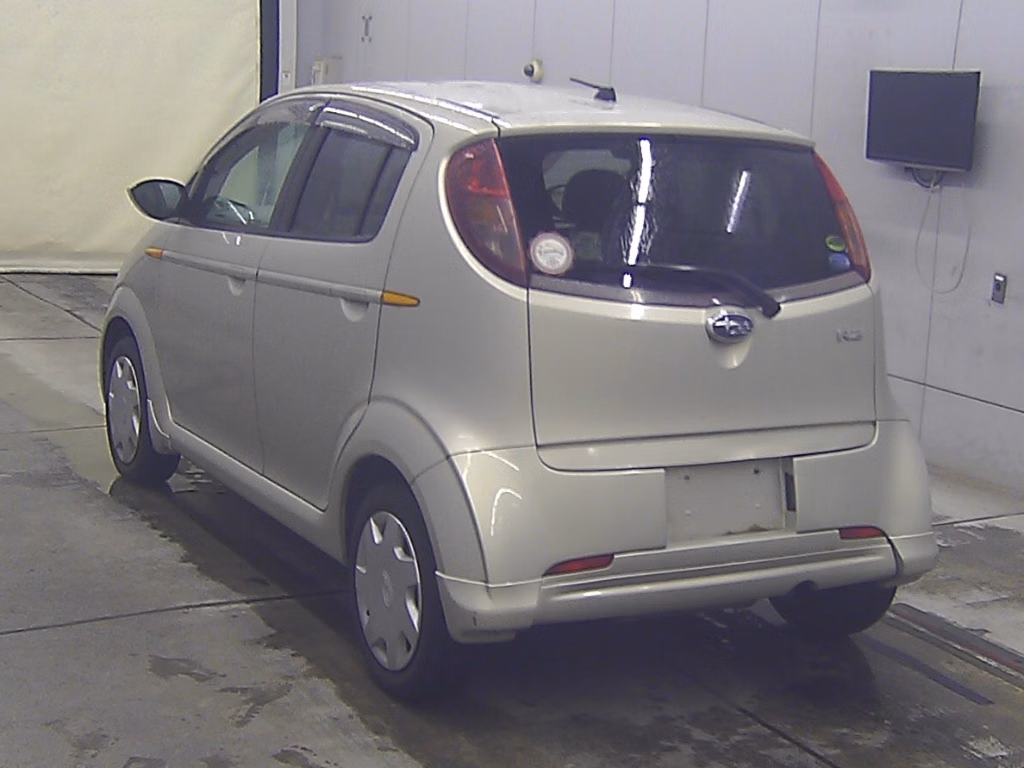 SUBARU R2