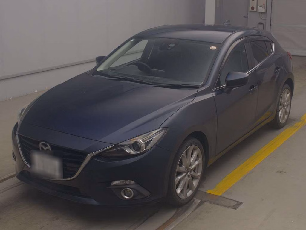 MAZDA AXELA