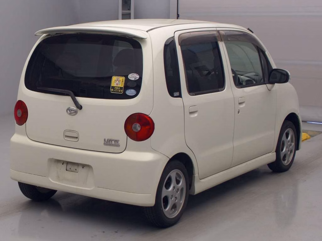 DAIHATSU MOVE LATTE