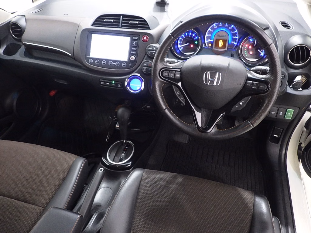 HONDA FIT SHUTTLE