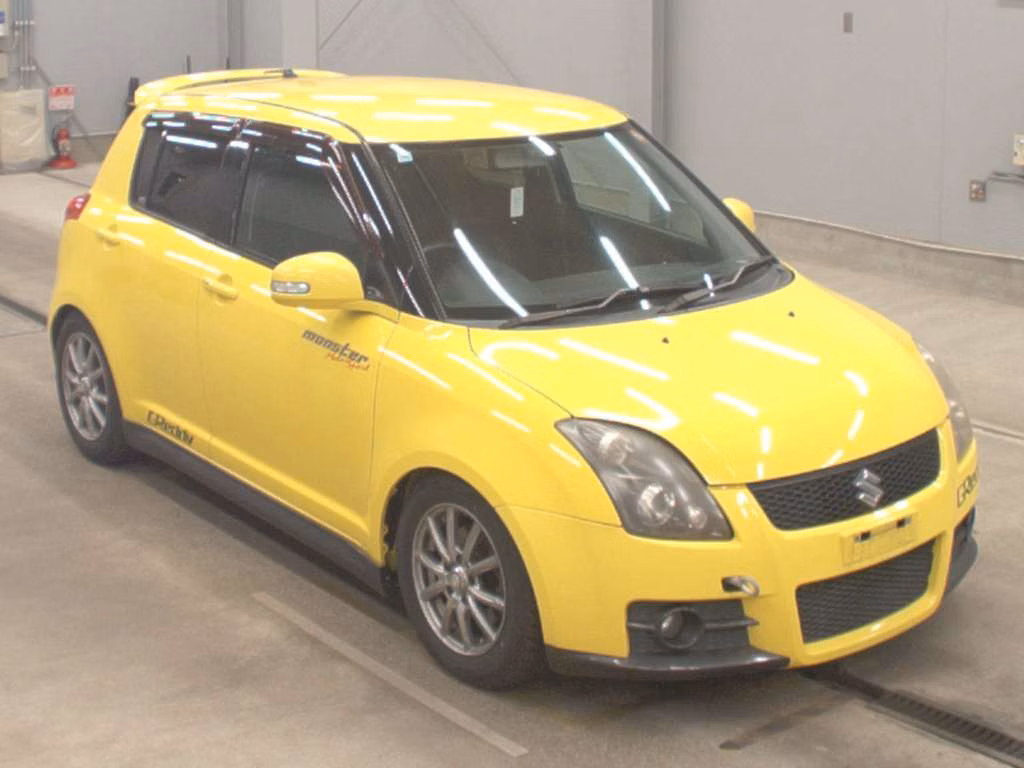 SUZUKI SWIFT