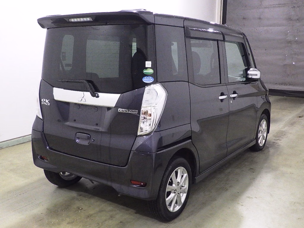 MITSUBISHI EK SPACE