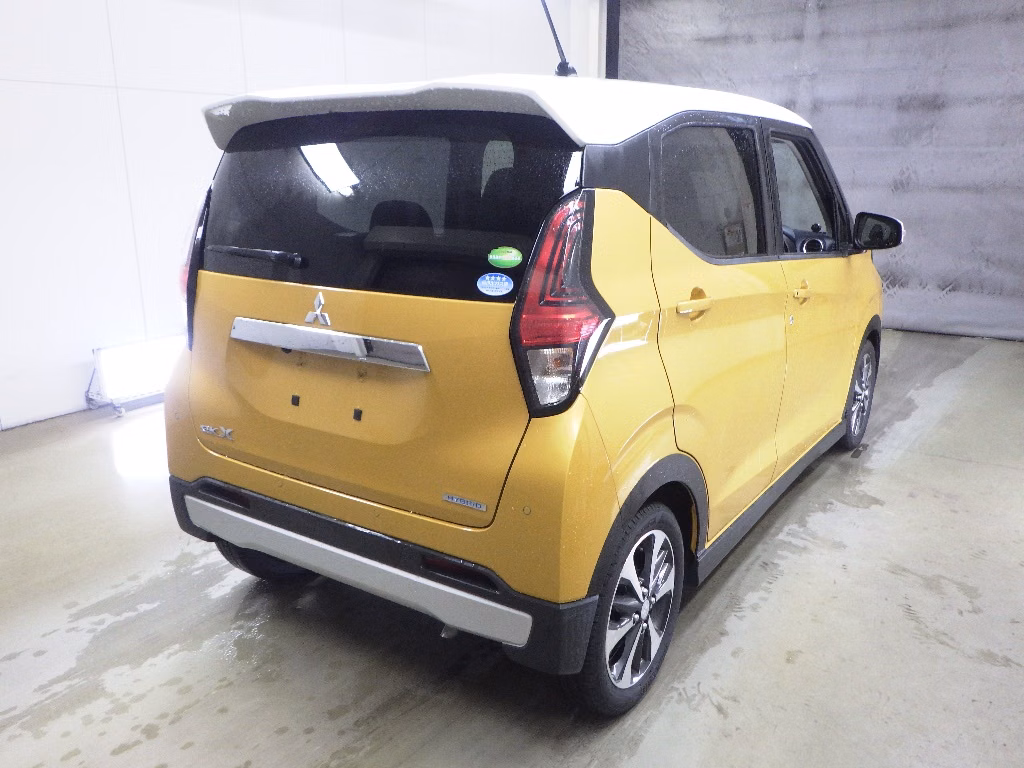 MITSUBISHI EK X