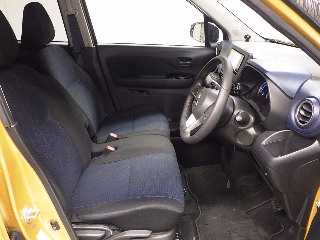 MITSUBISHI EK X