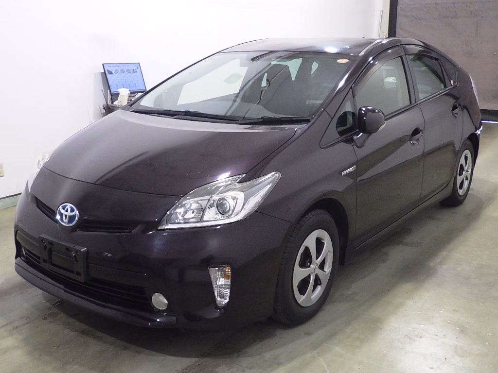 TOYOTA PRIUS