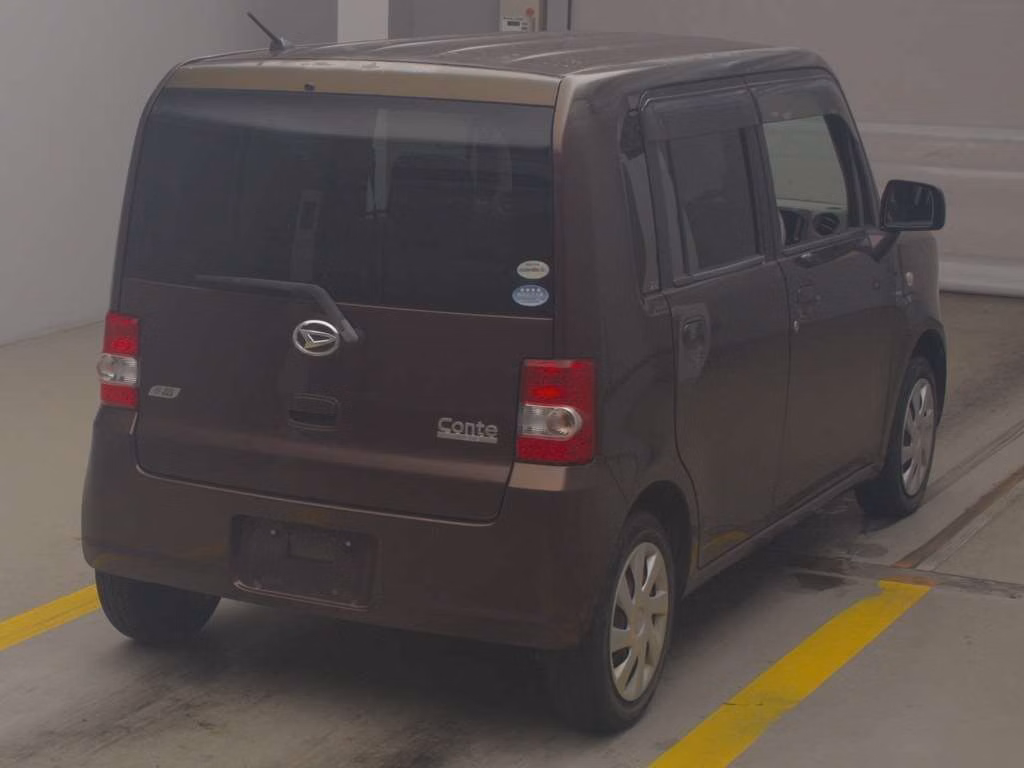 DAIHATSU MOVE CONTE