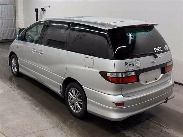 TOYOTA ESTIMA