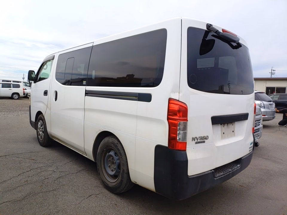 NISSAN NV350 CARAVAN