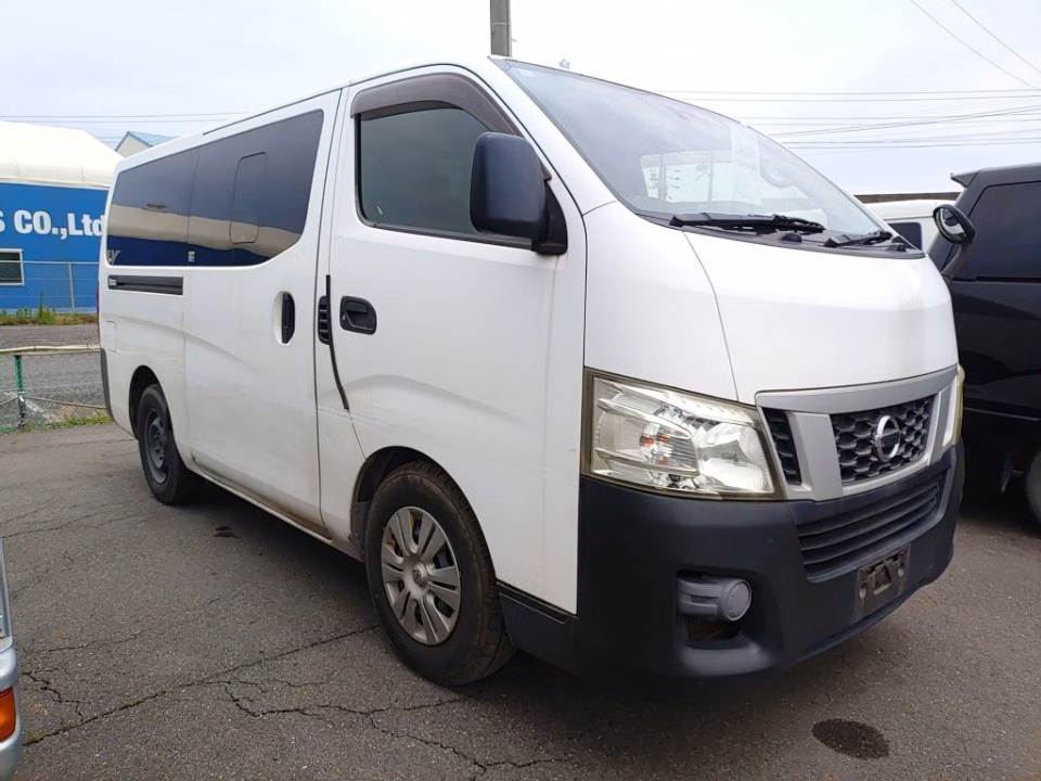 NISSAN NV350 CARAVAN