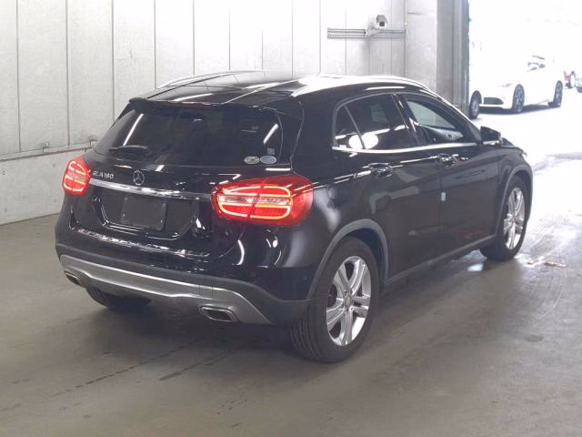 MERCEDES-BENZ GLA-CLASS