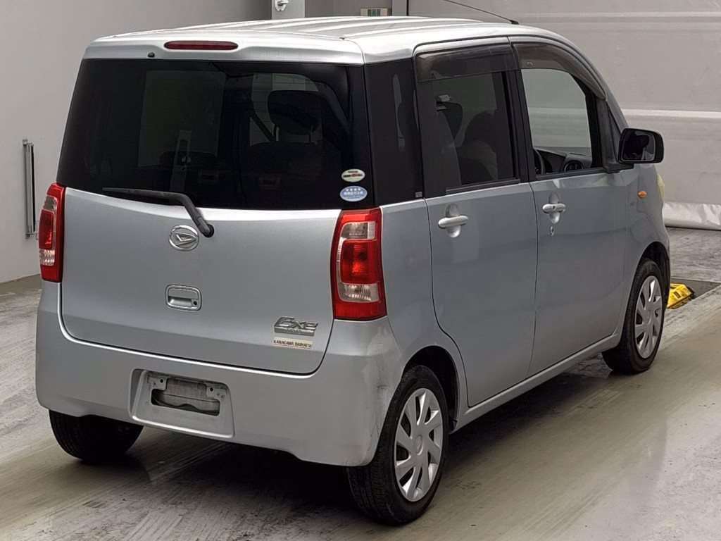 DAIHATSU TANTO EXE