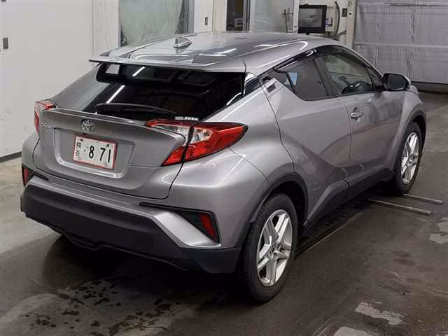TOYOTA C-HR