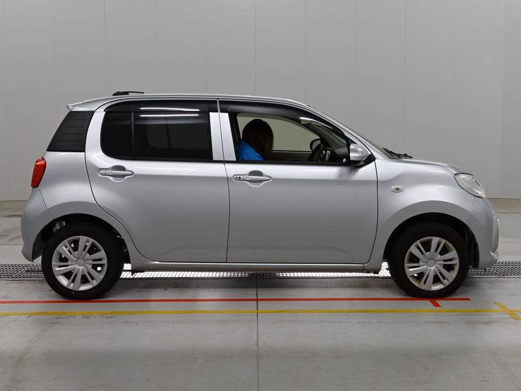DAIHATSU BOON