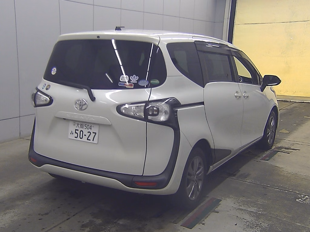 TOYOTA SIENTA