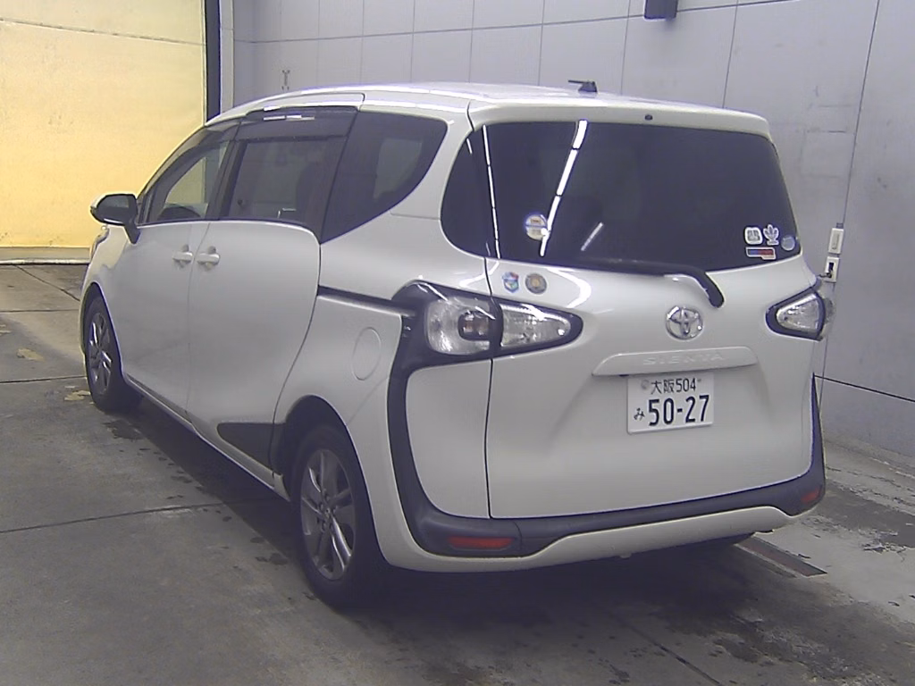TOYOTA SIENTA
