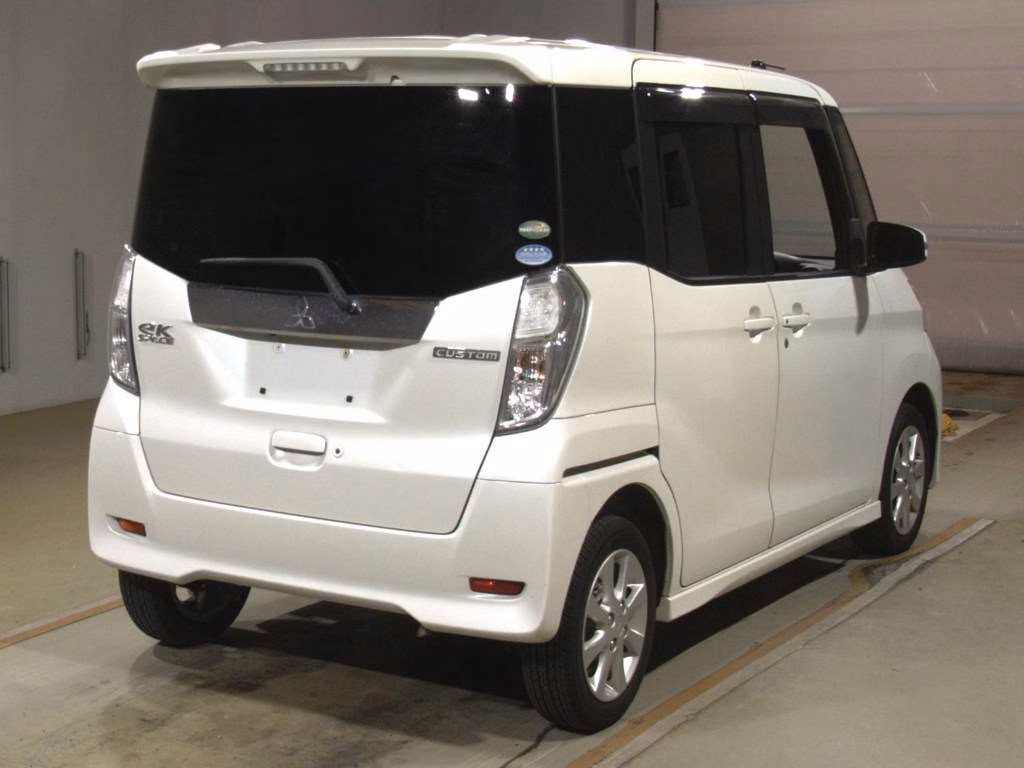 MITSUBISHI EK SPACE