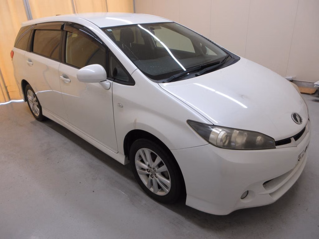 TOYOTA WISH