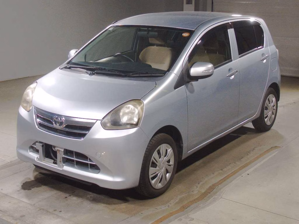 TOYOTA PIXIS EPOCH