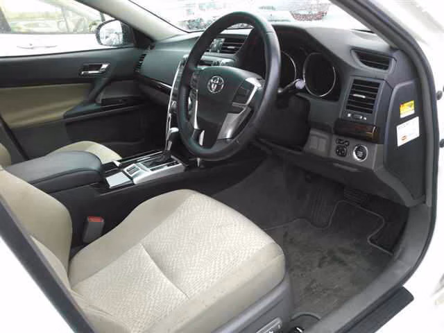TOYOTA MARK X