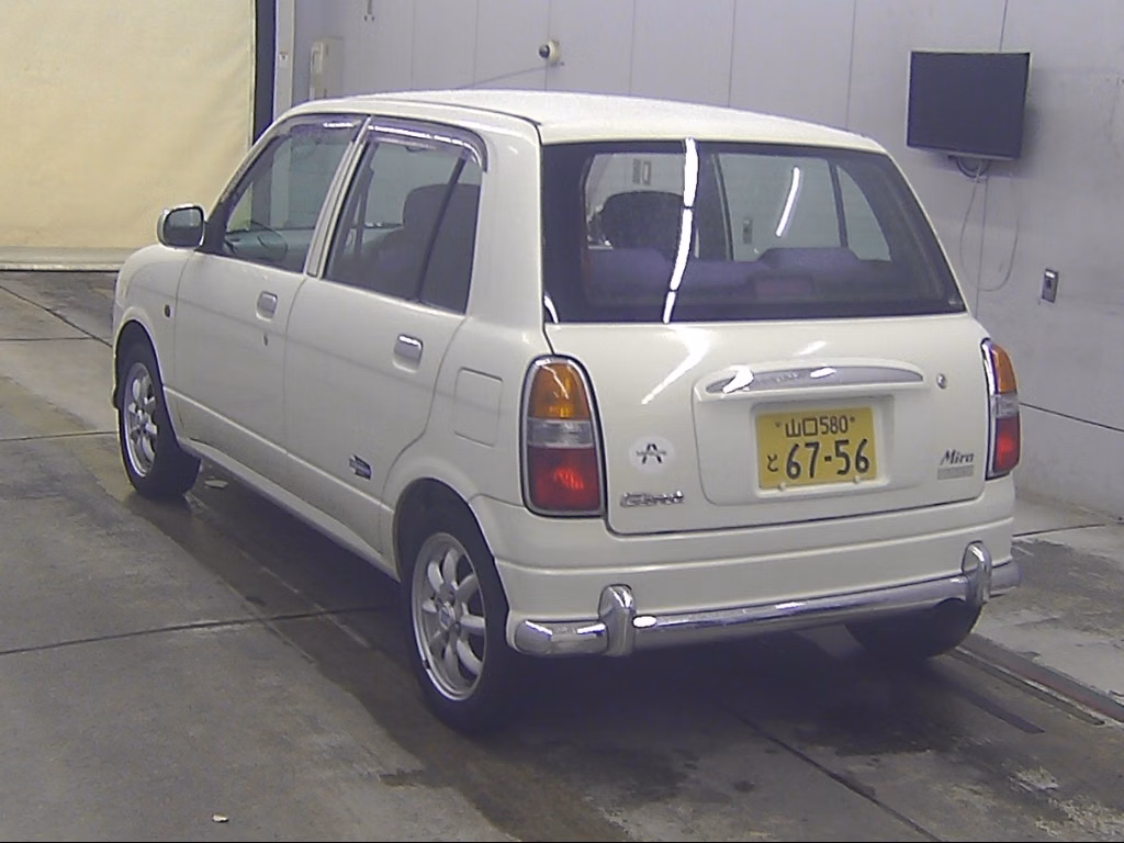 DAIHATSU MIRA