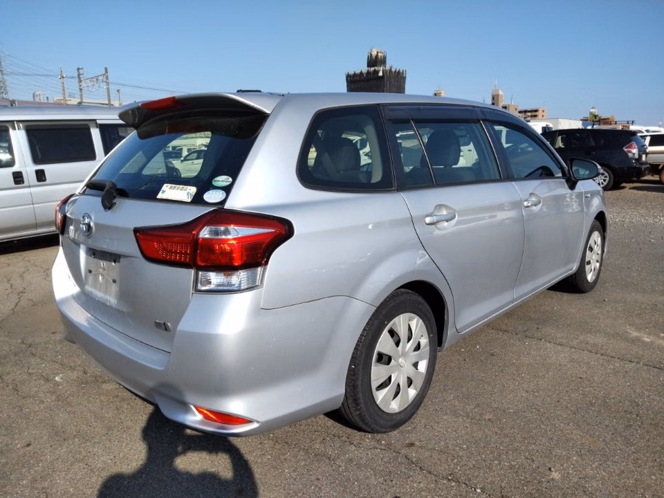 TOYOTA COROLLA FIELDER
