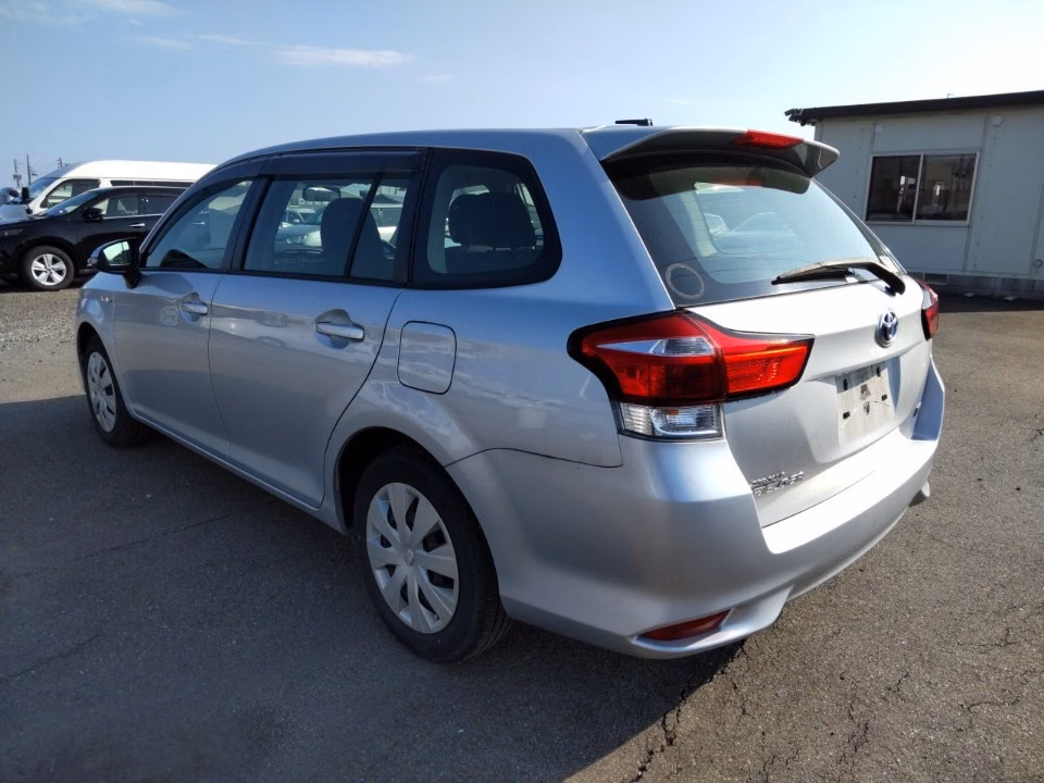 TOYOTA COROLLA FIELDER