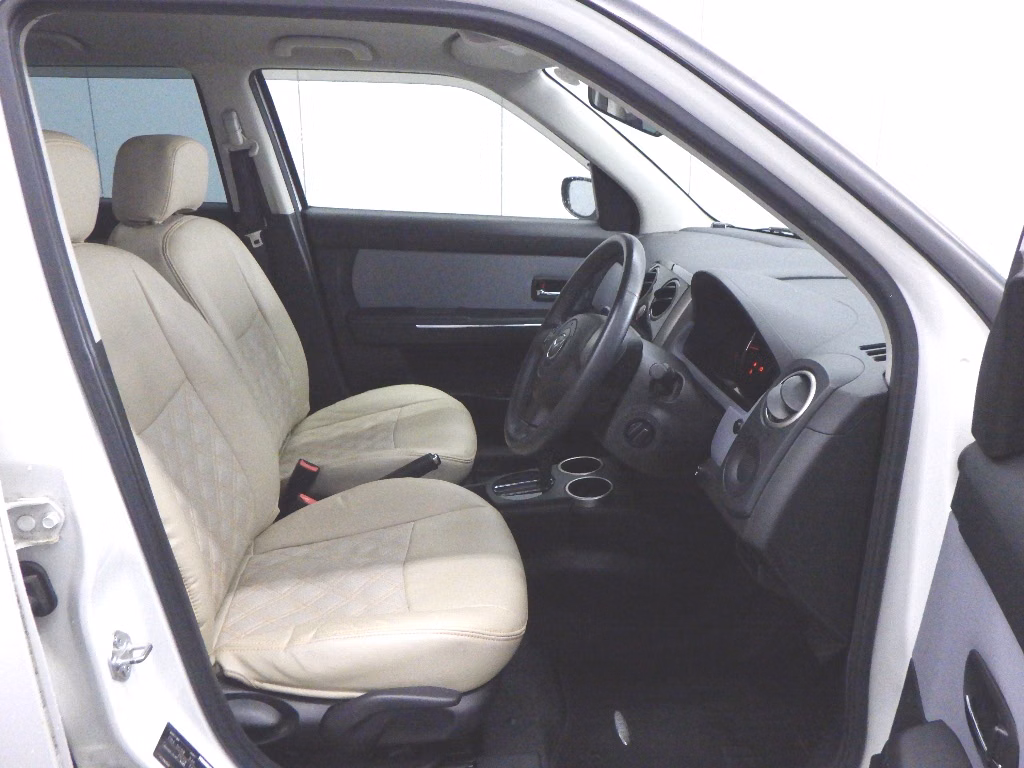 MAZDA VERISA