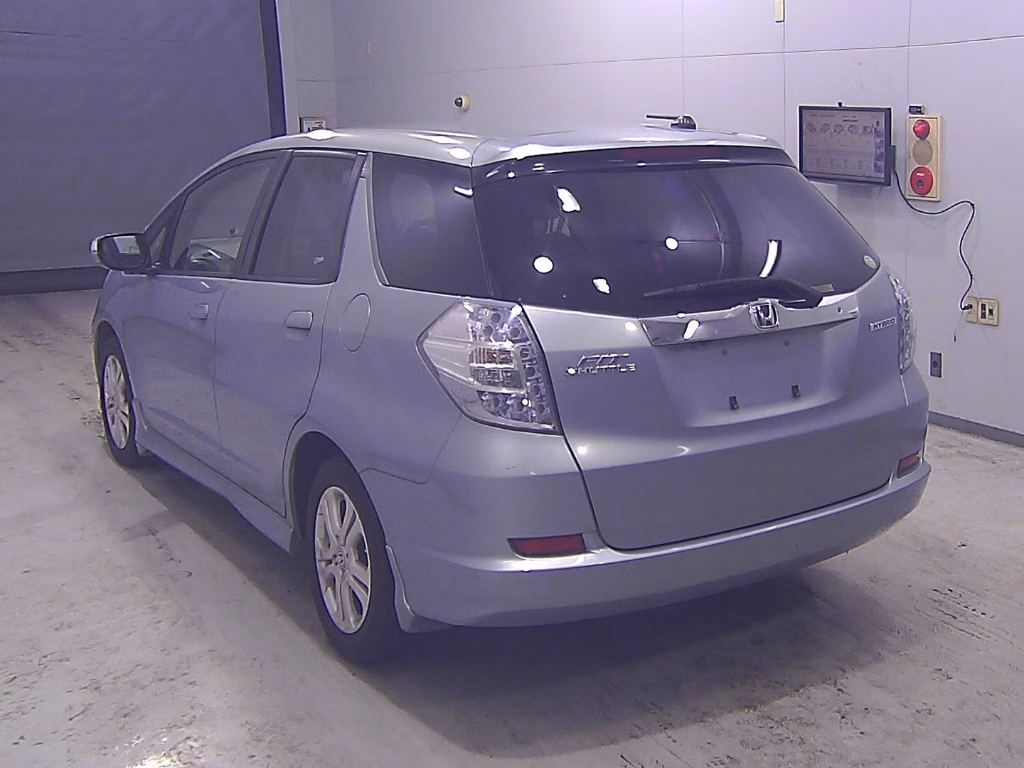 HONDA FIT SHUTTLE