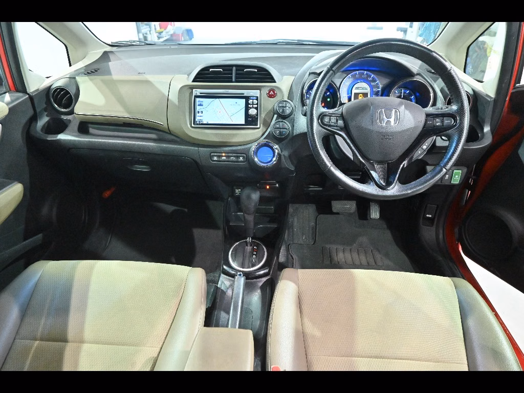 HONDA FIT SHUTTLE