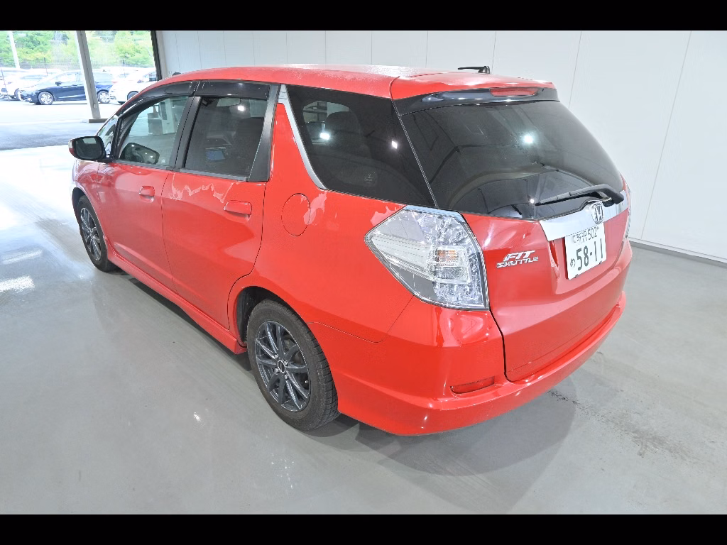 HONDA FIT SHUTTLE