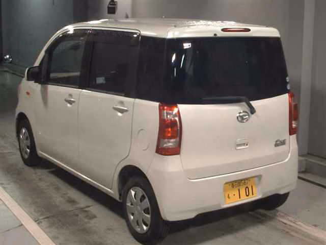 DAIHATSU TANTO EXE