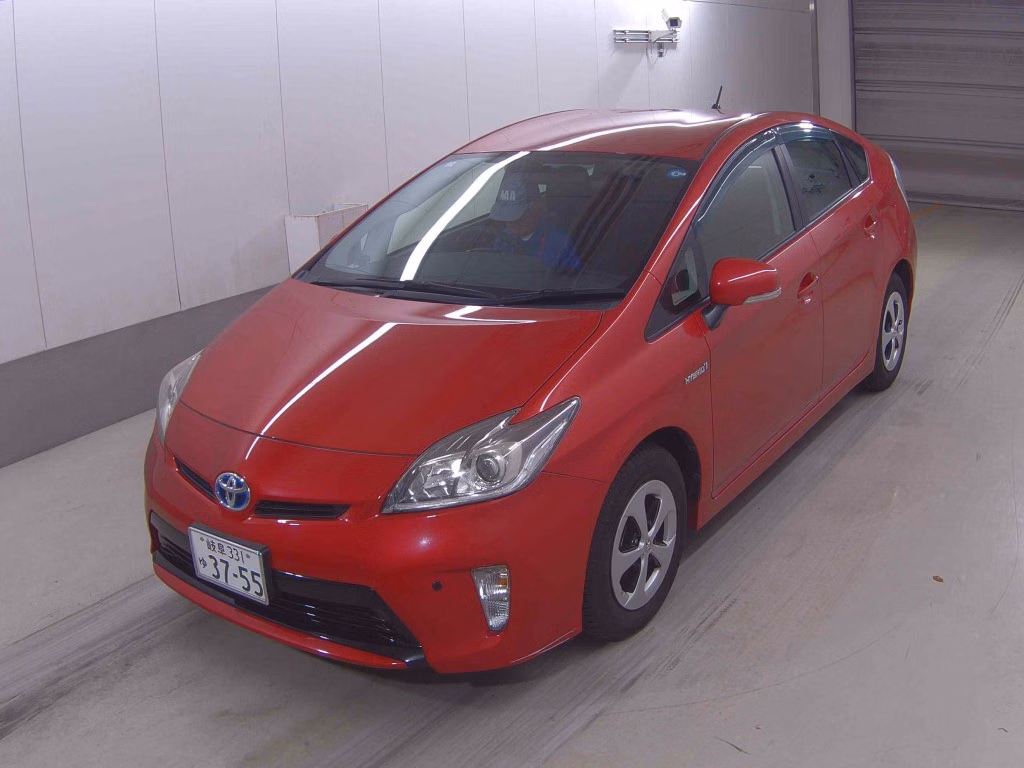 TOYOTA PRIUS