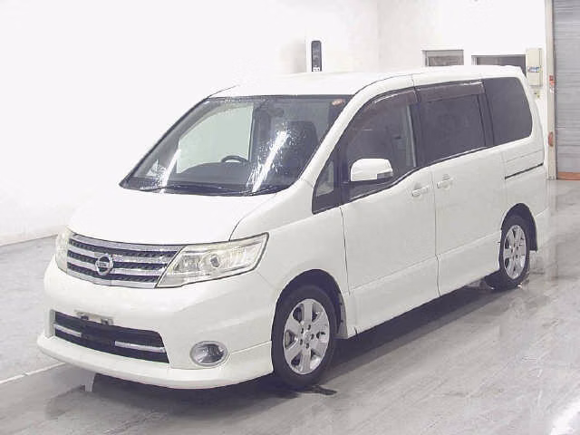 NISSAN SERENA