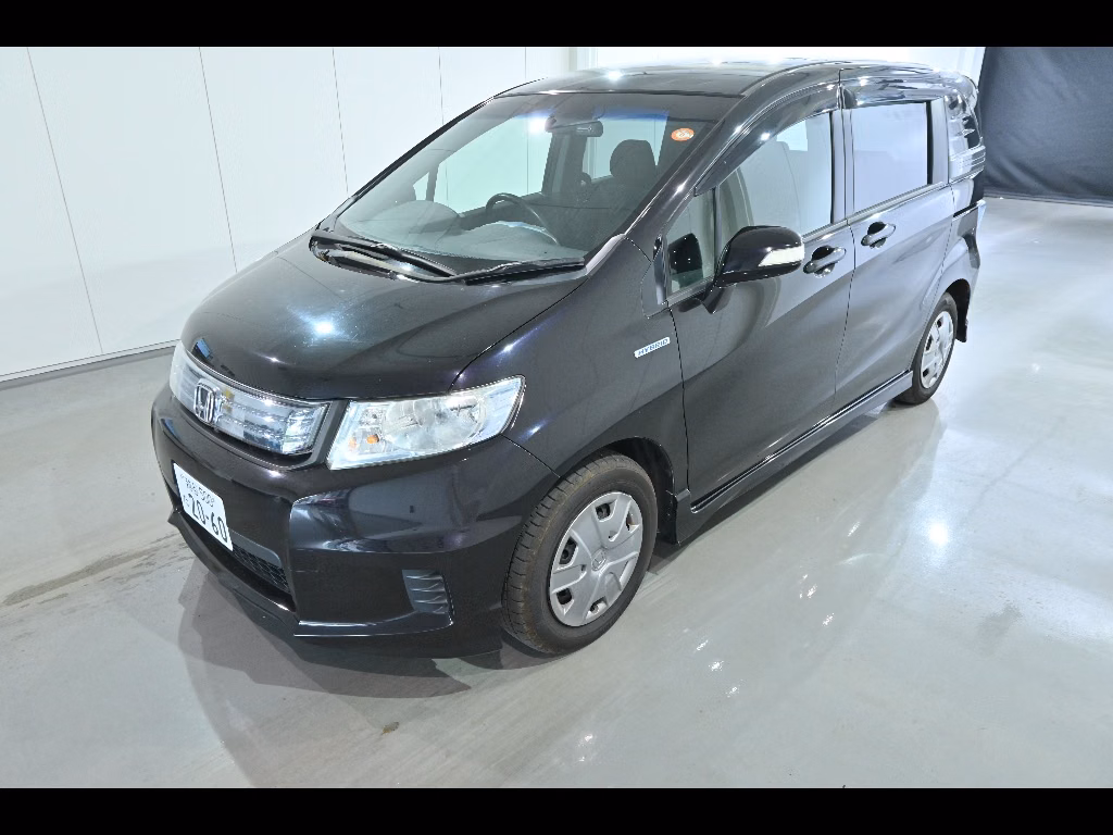 HONDA FREED SPIKE