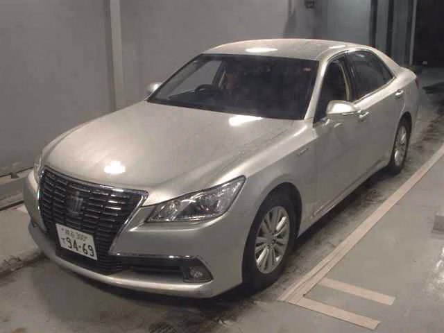 TOYOTA CROWN