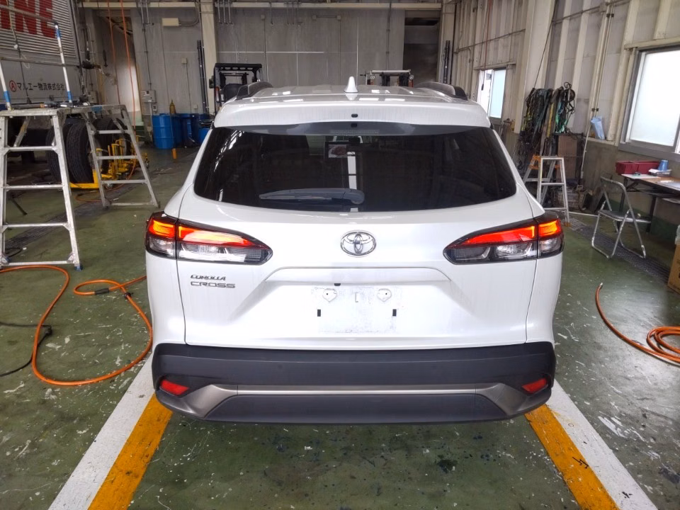TOYOTA COROLLA CROSS