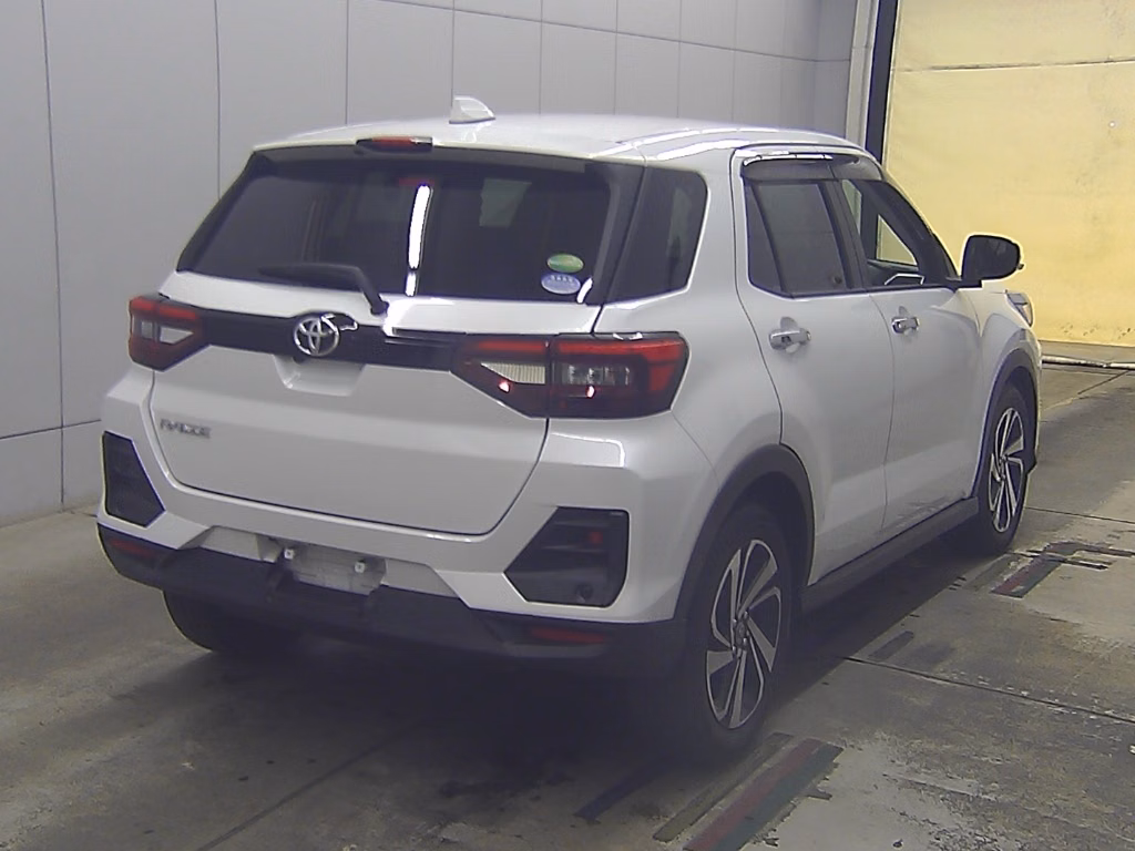 TOYOTA RAIZE