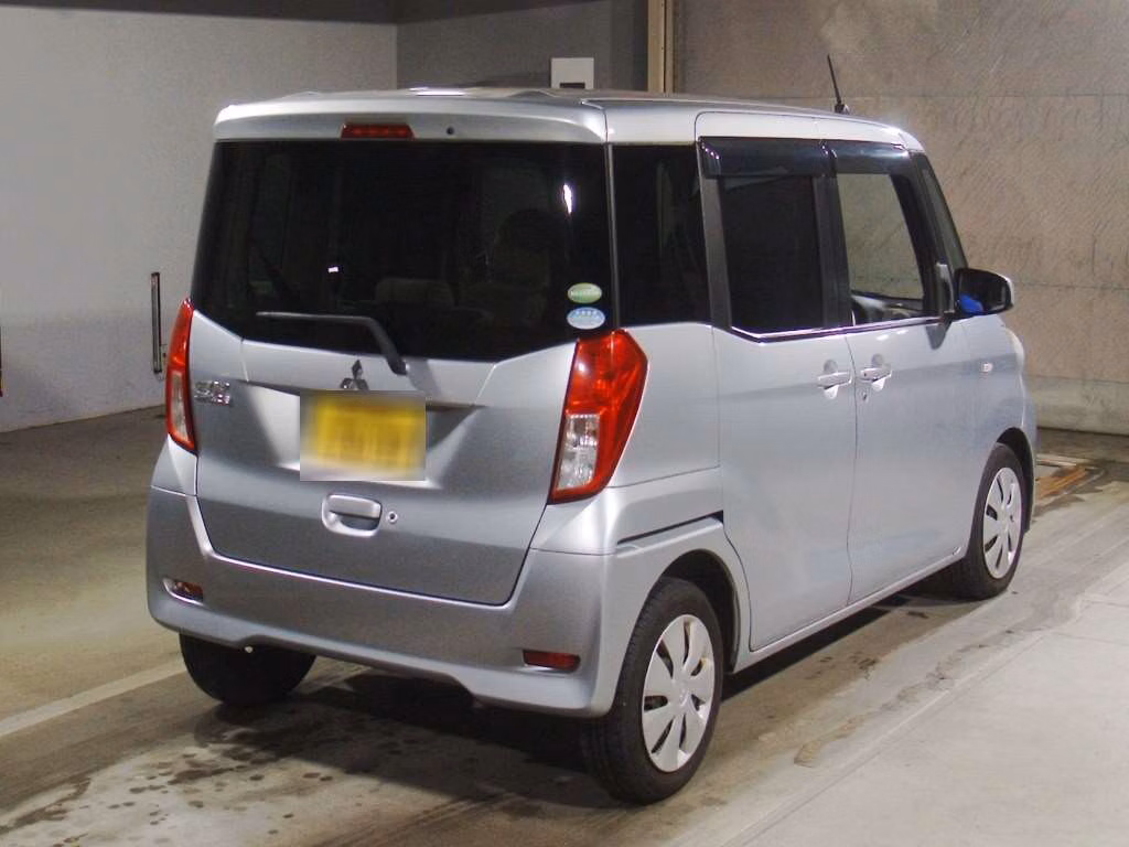 MITSUBISHI EK SPACE