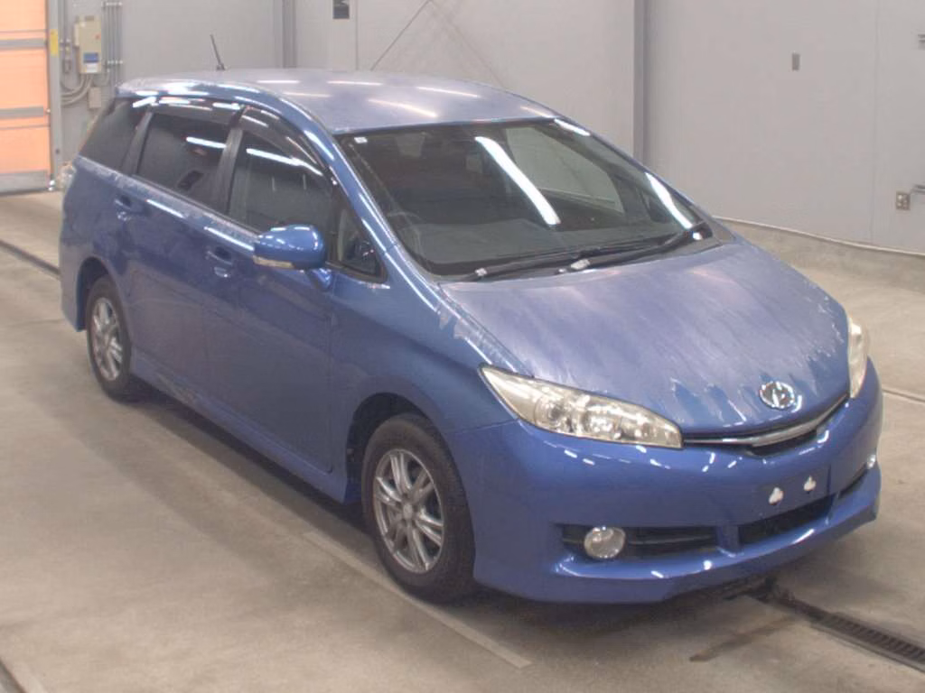 TOYOTA WISH