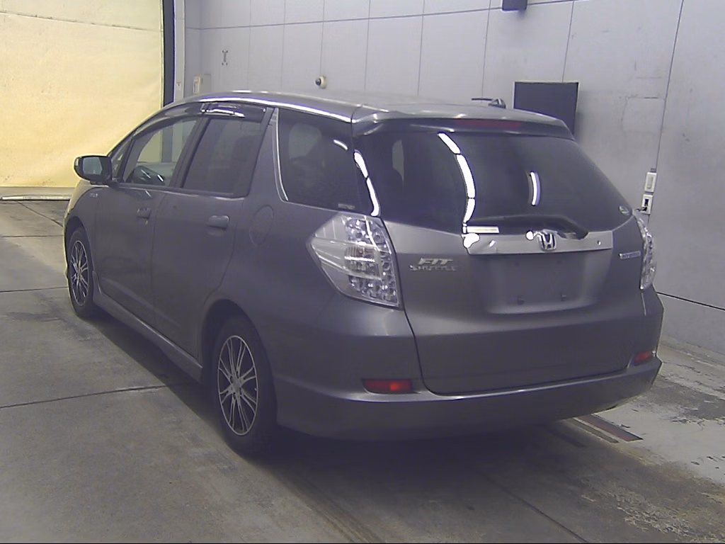 HONDA FIT SHUTTLE