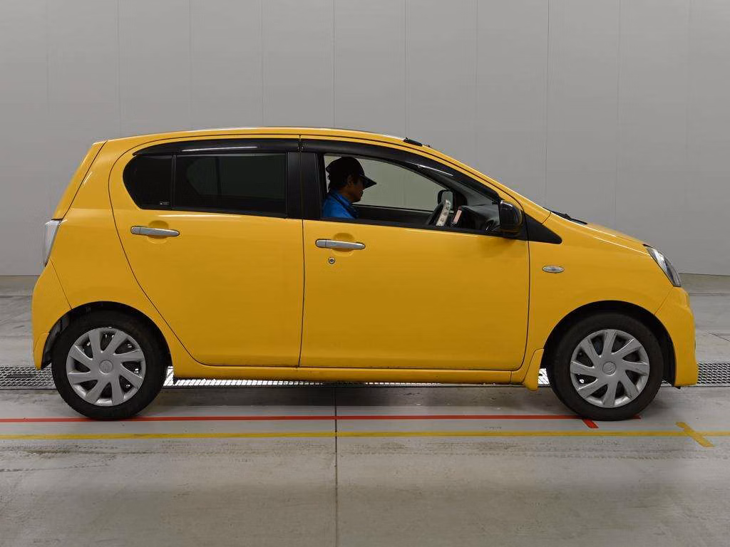 SUBARU PLEO PLUS