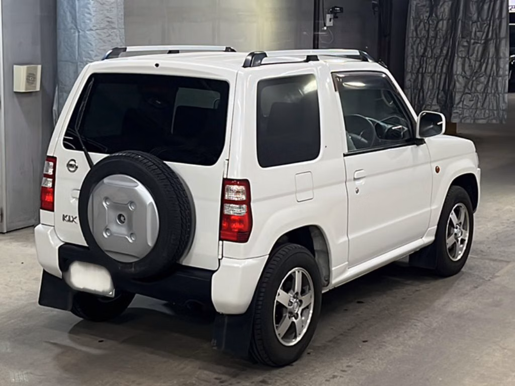 NISSAN KIX
