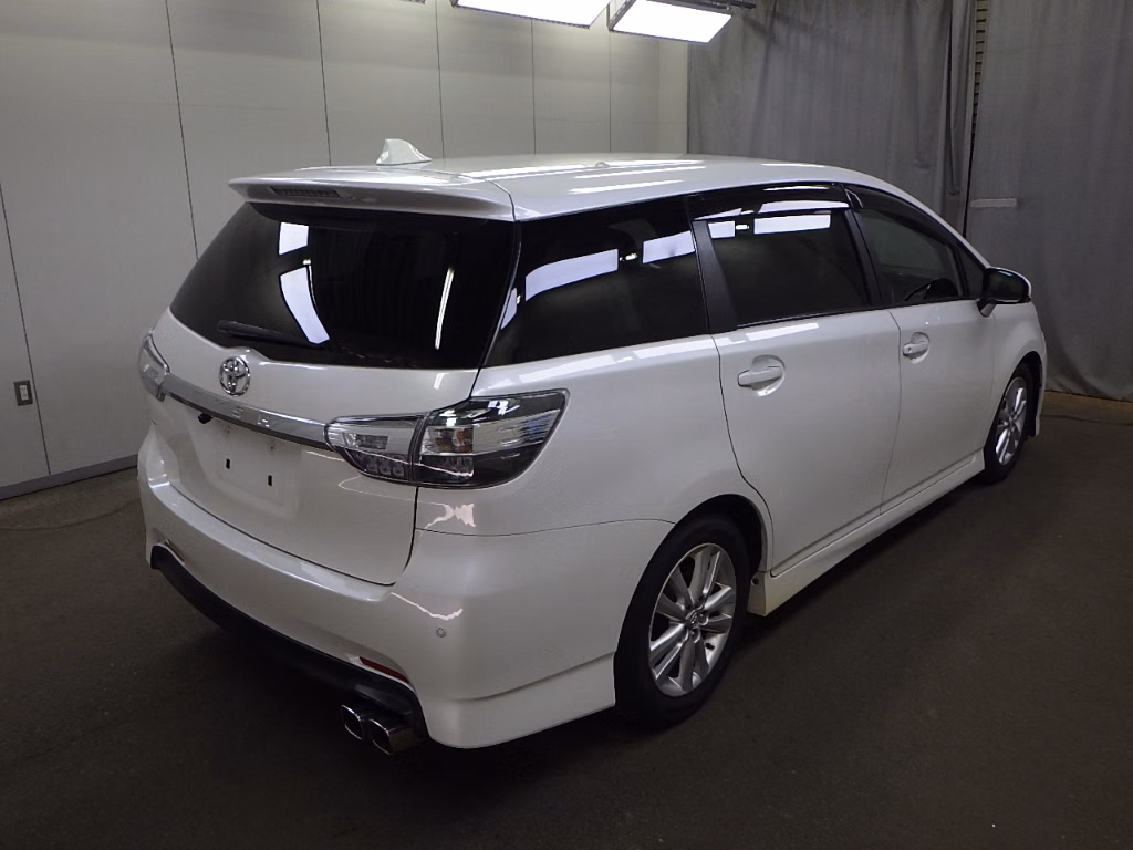 TOYOTA WISH