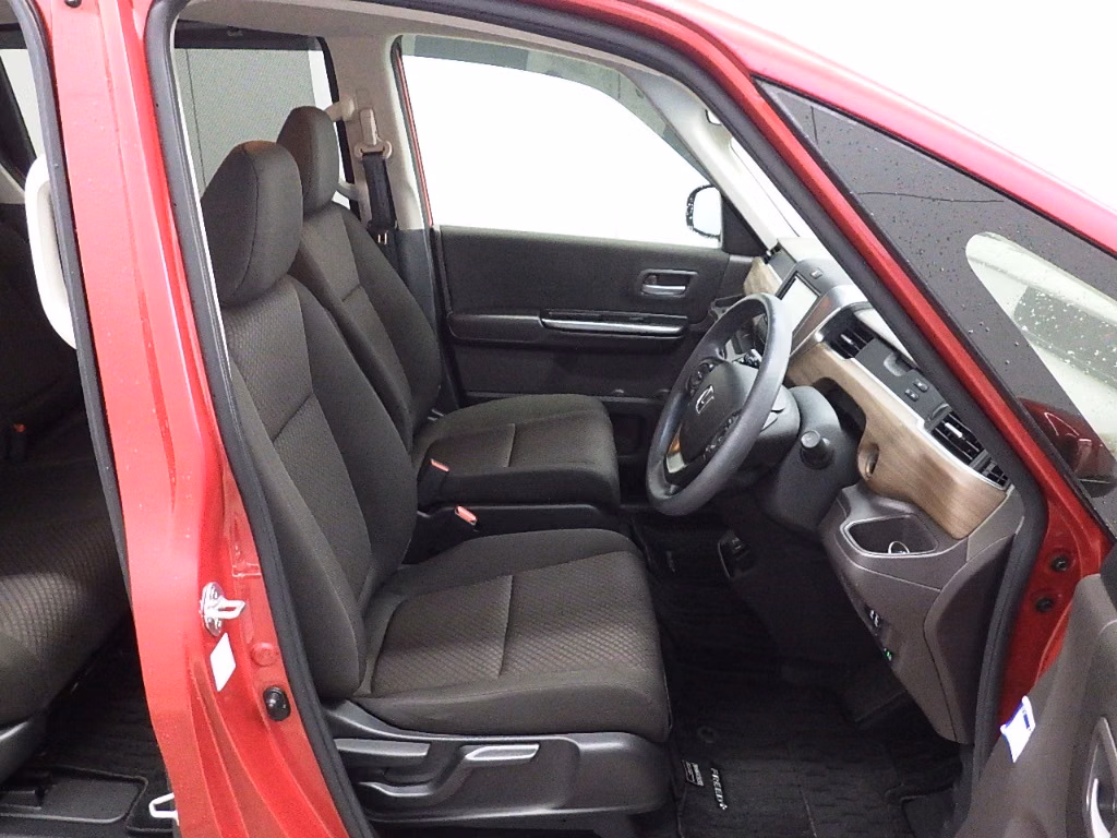 HONDA FREED+